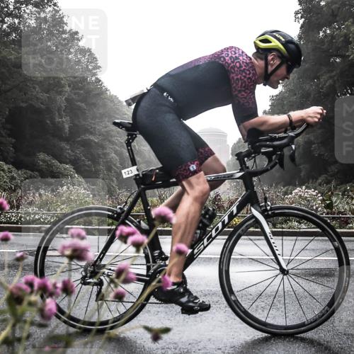 13.09.2026 - Stadtparktriathlon H.Heesch http://msf.ph/oto/10345143 13.09.2026 09:21:55 Radfahren 90, 95, 123, 160, 162, 184 meine-sportfotos.de