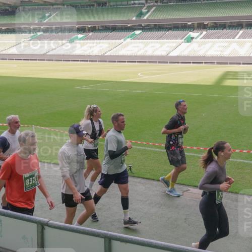 13.09.2026 - 21. swb-Marathon Bremen Michael Burmester http://msf.ph/oto/10345150 13.09.2026 13:31:27 Laufen im Stadion 122, 224, 295, 297, 344, 386, 405, 487, 617, 639, 806, 840, 965, 1114, 1133, 1142, 1310, 1314, 1326, 1329, 1427, 1529, 1775, 1801, 1810, 1811, 1869, 1892, 1897, 1904, 1983, 2216, 2242, 2249, 2253, 2270, 2344, 2368, 2372, 2615, 2629, 2637, 2643, 2677, 2719, 2726, 2869, 2871, 2877, 2918, 2945, 2952, 2994, 3038, 3094, 3101, 3140, 3223, 3227, 3379, 3401, 3426, 3572, 3644, 3723, 3736, 3746, 3873, 3876, 3918, 3944, 357 meine-sportfotos.de