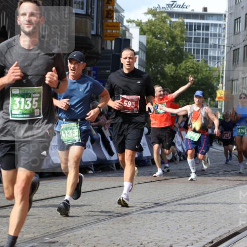 13.09.2026 - 21. swb-Marathon Bremen Strokosch-Dieckow http://msf.ph/oto/10345162 13.09.2026 13:27:49 Ziel 242, 323, 593, 857, 940, 1006, 1373, 1574, 2345, 2668, 3385, 3460, 3496, 3521, 4421, 5081, 5220, 5290, 5358, 5557, 5616, 6071, 6288, 6306, 7110, 9760, 13147, 488, 1343, 1456, 3480, 3576, 4106, 4133, 4265, 5462, 6468, 6522, 8188, 8656, 9067, 9145, 13069 meine-sportfotos.de