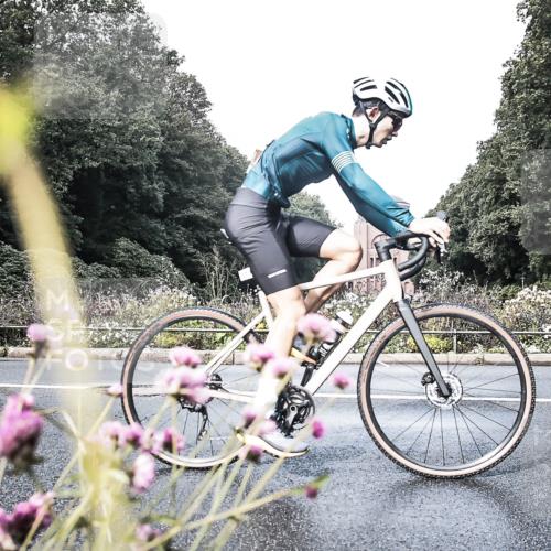 13.09.2026 - Stadtparktriathlon H.Heesch http://msf.ph/oto/10345182 13.09.2026 10:54:03 Radfahren 408, 489, 519, 622 meine-sportfotos.de