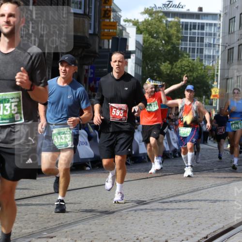 13.09.2026 - 21. swb-Marathon Bremen Strokosch-Dieckow http://msf.ph/oto/10345214 13.09.2026 13:27:49 Ziel 242, 323, 593, 857, 940, 1006, 1373, 1574, 2345, 2668, 3385, 3460, 3496, 3521, 4421, 5081, 5220, 5290, 5358, 5557, 5616, 6071, 6288, 6306, 7110, 9760, 13147, 488, 1343, 1456, 3480, 3576, 4106, 4133, 4265, 5462, 6468, 6522, 8188, 8656, 9067, 9145, 13069 meine-sportfotos.de