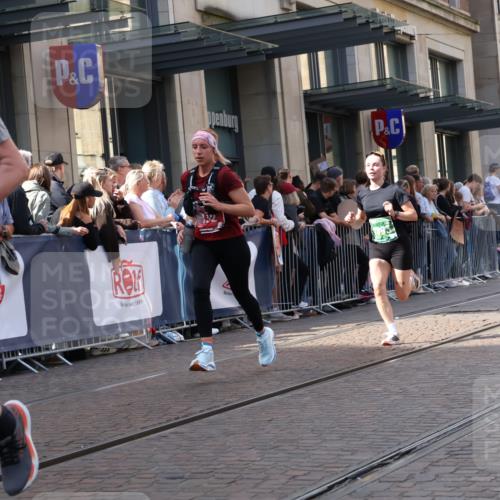 13.09.2026 - 21. swb-Marathon Bremen Strokosch-Dieckow http://msf.ph/oto/10345230 13.09.2026 13:29:39 Ziel 109, 454, 716, 1073, 1173, 1205, 1308, 1611, 1653, 1759, 1780, 1848, 1861, 2126, 3190, 3320, 3618, 3667, 3908, 4115, 4524, 4575, 5039, 5198, 5348, 5631, 6127, 6225, 6720, 6725, 6942, 6992, 6994, 7093, 7609, 7932, 8110, 8115, 8267, 8470, 8612, 8771, 8899, 9049, 9104, 9125, 9534, 124, 132, 1083, 1243, 1365, 1387, 1581, 2076, 2289, 2301, 2742, 2957, 3030, 3258, 3721, 3846, 4541, 4576, 5244, 5599, 6006, 6103, 6384, 6499, 6690, 7079, 7884, 8481 meine-sportfotos.de