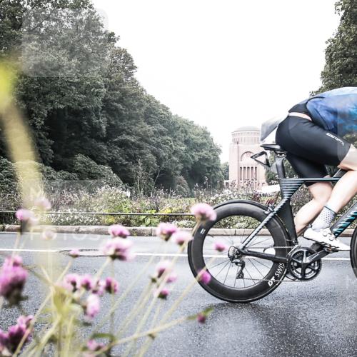 13.09.2026 - Stadtparktriathlon H.Heesch http://msf.ph/oto/10345300 13.09.2026 10:55:15 Radfahren 377, 538, 542 meine-sportfotos.de
