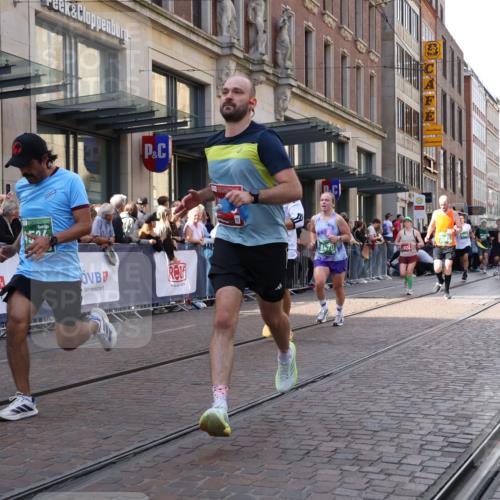 13.09.2026 - 21. swb-Marathon Bremen Strokosch-Dieckow http://msf.ph/oto/10345330 13.09.2026 13:29:41 Ziel 109, 454, 716, 1073, 1173, 1205, 1308, 1611, 1653, 1759, 1780, 1848, 1861, 2126, 3190, 3320, 3618, 3667, 3908, 4115, 4524, 4575, 5039, 5198, 5348, 5631, 6127, 6225, 6720, 6942, 6992, 6994, 7093, 7609, 7932, 8110, 8115, 8267, 8470, 8612, 8771, 8899, 9049, 9104, 9125, 124, 132, 1073, 1083, 1243, 1365, 1387, 1581, 2076, 2289, 2301, 2742, 2957, 3030, 3258, 3721, 4541, 4576, 5244, 5599, 6006, 6103, 6384, 6499, 6690, 6725, 7079, 7884, 8481 meine-sportfotos.de