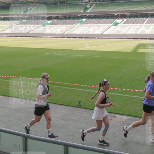13.09.2026 - 21. swb-Marathon Bremen Michael Burmester http://msf.ph/oto/10345355 13.09.2026 13:32:05 Laufen im Stadion 122, 224, 295, 344, 350, 386, 487, 490, 617, 639, 690, 786, 787, 806, 840, 965, 1114, 1133, 1142, 1292, 1310, 1314, 1326, 1329, 1377, 1427, 1529, 1775, 1801, 1869, 1892, 1897, 1904, 1923, 2216, 2230, 2231, 2253, 2270, 2274, 2320, 2344, 2368, 2372, 2374, 2456, 2514, 2523, 2539, 2556, 2629, 2637, 2643, 2649, 2677, 2719, 2726, 2769, 2848, 2877, 2945, 2952, 3014, 3038, 3094, 3101, 3140, 3223, 3350, 3379, 3401, 3426, 3572, 3644, 3723, 3736, 3746, 3873, 3918, 3944, 357 meine-sportfotos.de