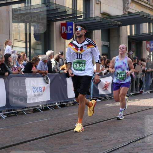 13.09.2026 - 21. swb-Marathon Bremen Strokosch-Dieckow http://msf.ph/oto/10345361 13.09.2026 13:29:42 Ziel 109, 454, 716, 1173, 1205, 1308, 1611, 1653, 1759, 1780, 1848, 1861, 2126, 3190, 3320, 3618, 3667, 3908, 4115, 4524, 4575, 5039, 5198, 5348, 5615, 5631, 6127, 6225, 6720, 6942, 6992, 6994, 7093, 7184, 7609, 7932, 8110, 8115, 8267, 8441, 8470, 8612, 8771, 8899, 9049, 9104, 9125, 124, 132, 716, 1073, 1083, 1243, 1365, 1387, 1581, 2076, 2289, 2301, 2742, 2957, 3030, 3721, 4541, 4576, 5244, 5599, 6006, 6103, 6384, 6499, 6690, 6725, 7079, 7884, 8481 meine-sportfotos.de
