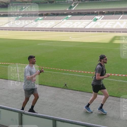 13.09.2026 - 21. swb-Marathon Bremen Michael Burmester http://msf.ph/oto/10345374 13.09.2026 13:32:08 Laufen im Stadion 122, 224, 295, 344, 350, 386, 487, 490, 617, 639, 690, 786, 787, 840, 965, 1114, 1133, 1142, 1292, 1310, 1314, 1326, 1329, 1377, 1427, 1529, 1591, 1592, 1775, 1801, 1869, 1892, 1897, 1904, 1923, 2216, 2230, 2231, 2253, 2270, 2274, 2320, 2344, 2368, 2372, 2374, 2456, 2514, 2523, 2539, 2556, 2616, 2629, 2637, 2643, 2649, 2677, 2719, 2726, 2769, 2848, 2877, 2945, 2952, 3014, 3038, 3094, 3101, 3140, 3223, 3350, 3379, 3401, 3426, 3572, 3644, 3723, 3736, 3746, 3873, 3901, 3918, 3944 meine-sportfotos.de