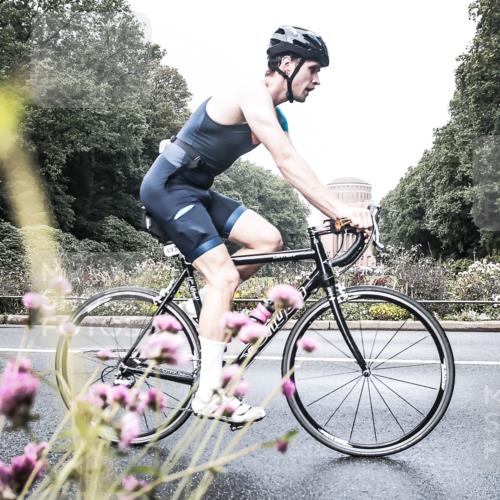 13.09.2026 - Stadtparktriathlon H.Heesch http://msf.ph/oto/10345383 13.09.2026 10:55:56 Radfahren 351, 493, 498, 547, 671 meine-sportfotos.de