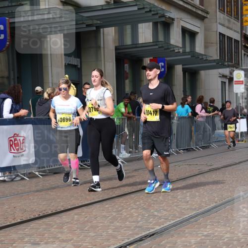 13.09.2026 - 21. swb-Marathon Bremen Strokosch-Dieckow http://msf.ph/oto/10345406 13.09.2026 11:09:30 Ziel 10234, 10386, 10417, 10424, 10435, 10645, 10696, 10712, 10737, 10785, 10990, 10991, 11119, 11192, 11383, 11437, 11441, 11937, 12409, 12449, 10314, 10424, 10556, 10664, 10686, 10694, 10769, 10823, 10981, 10983, 11091, 11192, 11225, 11764, 11882, 11883, 11914, 11915, 11987, 11995, 12155, 12322, 12474, 12491, 12532, 13607 meine-sportfotos.de