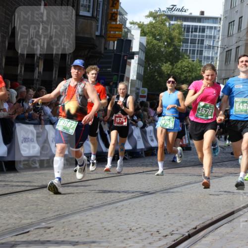13.09.2026 - 21. swb-Marathon Bremen Strokosch-Dieckow http://msf.ph/oto/10345420 13.09.2026 13:27:52 Ziel 323, 593, 857, 940, 1006, 1373, 1574, 2345, 2668, 2686, 3013, 3460, 3496, 3521, 4421, 4593, 5081, 5220, 5290, 5358, 5557, 5616, 6067, 6306, 7110, 9727, 488, 1343, 1456, 3480, 5462, 7926, 8188, 8656, 9067, 9145, 13069 meine-sportfotos.de