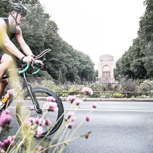 13.09.2026 - Stadtparktriathlon H.Heesch http://msf.ph/oto/10345427 13.09.2026 10:56:20 Radfahren 685 meine-sportfotos.de
