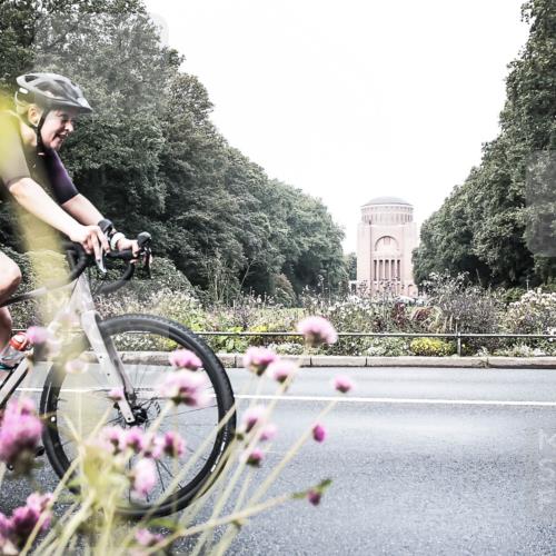 13.09.2026 - Stadtparktriathlon H.Heesch http://msf.ph/oto/10345431 13.09.2026 10:56:26 Radfahren 428, 509, 640, 683, 708 meine-sportfotos.de