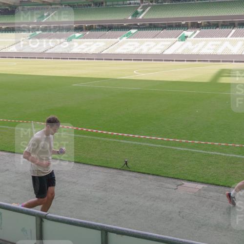 13.09.2026 - 21. swb-Marathon Bremen Michael Burmester http://msf.ph/oto/10345435 13.09.2026 13:32:17 Laufen im Stadion 122, 224, 295, 344, 350, 386, 487, 490, 617, 690, 786, 787, 840, 965, 1114, 1133, 1142, 1292, 1310, 1314, 1326, 1329, 1377, 1427, 1529, 1591, 1592, 1775, 1801, 1869, 1892, 1897, 1904, 1923, 2230, 2231, 2253, 2270, 2274, 2320, 2344, 2374, 2456, 2514, 2523, 2539, 2556, 2616, 2629, 2630, 2643, 2649, 2677, 2726, 2769, 2848, 2877, 2945, 2952, 3014, 3038, 3094, 3140, 3223, 3350, 3379, 3401, 3426, 3572, 3601, 3644, 3723, 3736, 3746, 3901, 3918, 3944 meine-sportfotos.de