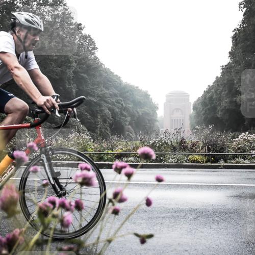 13.09.2026 - Stadtparktriathlon H.Heesch http://msf.ph/oto/10345442 13.09.2026 09:25:07 Radfahren 113, 131 meine-sportfotos.de
