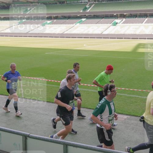 13.09.2026 - 21. swb-Marathon Bremen Michael Burmester http://msf.ph/oto/10345459 13.09.2026 13:32:21 Laufen im Stadion 295, 344, 350, 386, 487, 490, 617, 690, 786, 787, 840, 965, 1133, 1142, 1292, 1310, 1314, 1326, 1329, 1377, 1427, 1529, 1591, 1592, 1775, 1801, 1869, 1892, 1897, 1904, 1923, 2230, 2231, 2253, 2270, 2274, 2320, 2344, 2374, 2456, 2514, 2523, 2539, 2556, 2616, 2630, 2643, 2649, 2677, 2726, 2769, 2848, 2877, 2945, 2952, 3014, 3038, 3094, 3140, 3223, 3350, 3379, 3401, 3426, 3572, 3601, 3644, 3723, 3736, 3746, 3901, 3918, 3944 meine-sportfotos.de