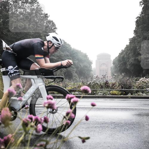 13.09.2026 - Stadtparktriathlon H.Heesch http://msf.ph/oto/10345463 13.09.2026 09:25:18 Radfahren 134, 145 meine-sportfotos.de