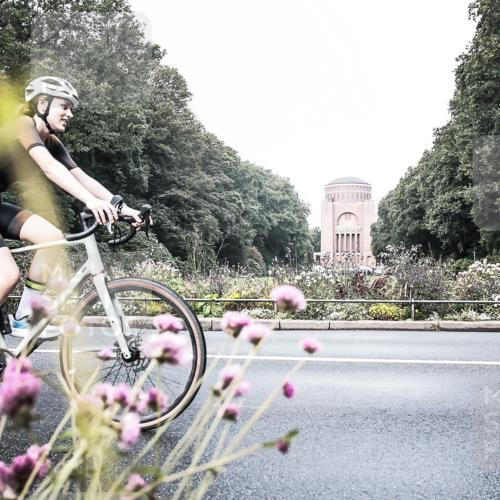 13.09.2026 - Stadtparktriathlon H.Heesch http://msf.ph/oto/10345470 13.09.2026 10:56:43 Radfahren 376, 443 meine-sportfotos.de