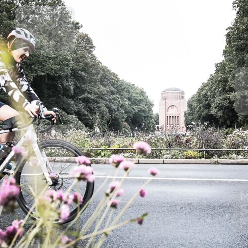 13.09.2026 - Stadtparktriathlon H.Heesch http://msf.ph/oto/10345476 13.09.2026 10:56:47 Radfahren 362, 376, 443 meine-sportfotos.de