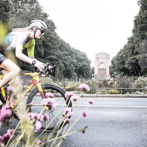 13.09.2026 - Stadtparktriathlon H.Heesch http://msf.ph/oto/10345483 13.09.2026 10:56:49 Radfahren 362, 376 meine-sportfotos.de