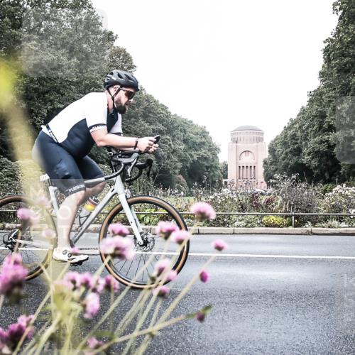13.09.2026 - Stadtparktriathlon H.Heesch http://msf.ph/oto/10345539 13.09.2026 10:57:26 Radfahren 404, 534, 536, 541 meine-sportfotos.de