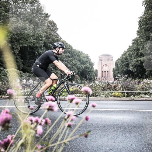 13.09.2026 - Stadtparktriathlon H.Heesch http://msf.ph/oto/10345561 13.09.2026 10:57:37 Radfahren 400, 512, 559, 560, 619 meine-sportfotos.de