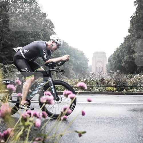 13.09.2026 - Stadtparktriathlon H.Heesch http://msf.ph/oto/10345574 13.09.2026 09:27:16 Radfahren 110, 112, 141, 153 meine-sportfotos.de