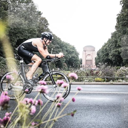 13.09.2026 - Stadtparktriathlon H.Heesch http://msf.ph/oto/10345604 13.09.2026 10:57:51 Radfahren 496, 503, 635 meine-sportfotos.de