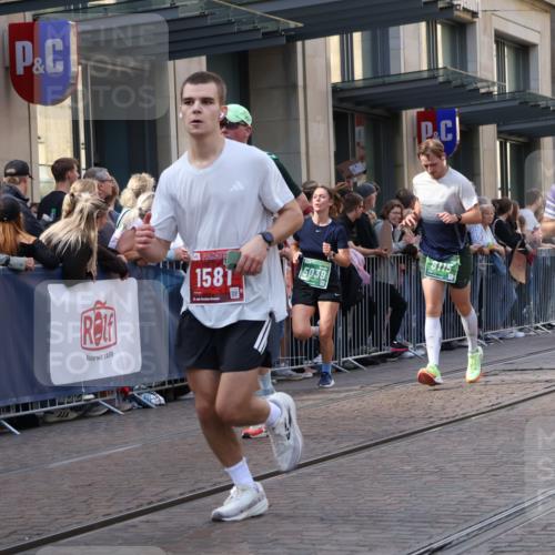 13.09.2026 - 21. swb-Marathon Bremen Strokosch-Dieckow http://msf.ph/oto/10345613 13.09.2026 13:29:48 Ziel 109, 454, 881, 1173, 1205, 1308, 1611, 1653, 1759, 1780, 1848, 1909, 1938, 2126, 2364, 3190, 3908, 4524, 4763, 5039, 5198, 5348, 5615, 5631, 6225, 6720, 6942, 6992, 6994, 7184, 7609, 7932, 7966, 8110, 8115, 8267, 8441, 8470, 9104, 9125, 9529, 109, 124, 454, 716, 1073, 1083, 1173, 1243, 1581, 1861, 2076, 2289, 2742, 3030, 3320, 3618, 3667, 3721, 4115, 4524, 4575, 4576, 5244, 6006, 6127, 6384, 6499, 6690, 6725, 7079, 7093, 7884, 8267, 8481, 8899, 9049 meine-sportfotos.de