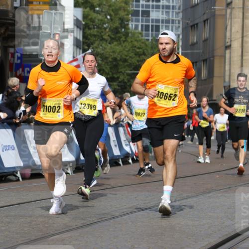 13.09.2026 - 21. swb-Marathon Bremen Strokosch-Dieckow http://msf.ph/oto/10345626 13.09.2026 10:52:51 Ziel 10193, 10761, 10812, 10906, 10958, 11109, 11144, 11350, 11362, 11604, 11605, 11669, 12361, 12439, 12533, 10284, 10304, 10714, 10863, 11238, 11282, 11386, 11575, 11766, 12019, 12369, 12398 meine-sportfotos.de