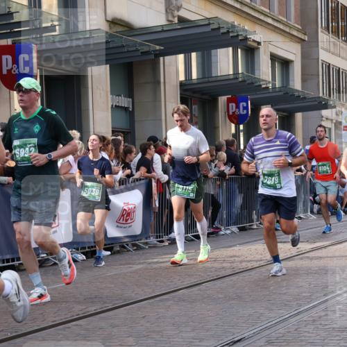 13.09.2026 - 21. swb-Marathon Bremen Strokosch-Dieckow http://msf.ph/oto/10345638 13.09.2026 13:29:49 Ziel 881, 1205, 1308, 1611, 1653, 1759, 1780, 1848, 1909, 1938, 2126, 2364, 3190, 3908, 4763, 5039, 5198, 5348, 5615, 5631, 6225, 6720, 6942, 6992, 6994, 7184, 7609, 7932, 7966, 8110, 8115, 8441, 8470, 9015, 9104, 9125, 9529, 109, 124, 454, 716, 1073, 1173, 1243, 1581, 1861, 2076, 2289, 2742, 3030, 3320, 3618, 3667, 3908, 4115, 4524, 4575, 4576, 5244, 6006, 6127, 6384, 6690, 6725, 7079, 7093, 7884, 8267, 8481, 8899, 9049 meine-sportfotos.de