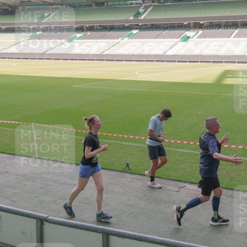 13.09.2026 - 21. swb-Marathon Bremen Michael Burmester http://msf.ph/oto/10345642 13.09.2026 13:32:46 Laufen im Stadion 155, 344, 350, 386, 487, 490, 594, 617, 690, 765, 786, 787, 965, 1001, 1051, 1133, 1142, 1292, 1310, 1326, 1329, 1377, 1427, 1591, 1592, 1801, 1869, 1892, 1897, 1904, 1923, 2077, 2132, 2226, 2230, 2231, 2253, 2270, 2274, 2320, 2344, 2374, 2399, 2400, 2456, 2514, 2523, 2539, 2556, 2616, 2630, 2649, 2718, 2726, 2769, 2848, 2945, 2982, 3014, 3140, 3223, 3350, 3379, 3426, 3572, 3601, 3614, 3644, 3736, 3746, 3797, 3901, 3944 meine-sportfotos.de