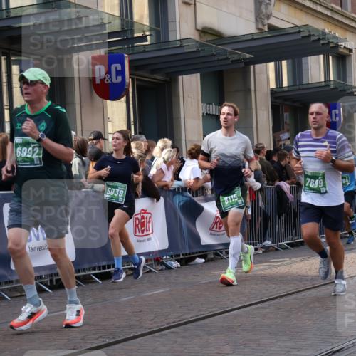 13.09.2026 - 21. swb-Marathon Bremen Strokosch-Dieckow http://msf.ph/oto/10345652 13.09.2026 13:29:49 Ziel 881, 1205, 1308, 1611, 1653, 1759, 1780, 1848, 1909, 1938, 2126, 2364, 3190, 3908, 4763, 5039, 5198, 5348, 5615, 5631, 6225, 6720, 6942, 6992, 6994, 7184, 7609, 7932, 7966, 8110, 8115, 8441, 8470, 9015, 9104, 9125, 9529, 109, 124, 454, 716, 1073, 1173, 1243, 1581, 1861, 2076, 2289, 2742, 3030, 3320, 3618, 3667, 3908, 4115, 4524, 4575, 4576, 5244, 6006, 6127, 6384, 6690, 6725, 7079, 7093, 7884, 8267, 8481, 8899, 9049 meine-sportfotos.de