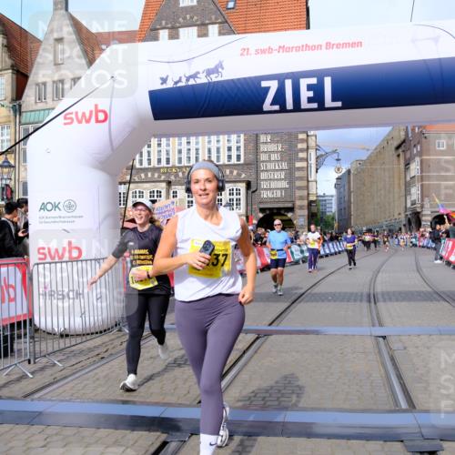 13.09.2026 - 21. swb-Marathon Bremen Tim E. http://msf.ph/oto/10345688 13.09.2026 11:16:00 Ziel 10572, 10900, 11307, 11504, 11778, 11897, 12137 meine-sportfotos.de