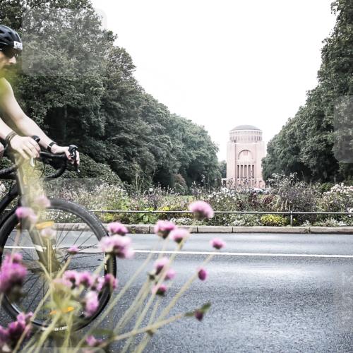 13.09.2026 - Stadtparktriathlon H.Heesch http://msf.ph/oto/10345698 13.09.2026 10:58:25 Radfahren 422, 639, 686 meine-sportfotos.de