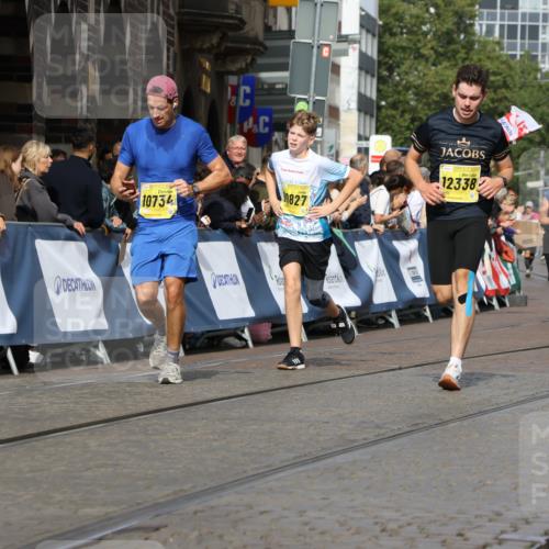 13.09.2026 - 21. swb-Marathon Bremen Strokosch-Dieckow http://msf.ph/oto/10345701 13.09.2026 10:52:54 Ziel 10193, 10339, 10652, 10761, 10812, 10906, 10958, 11002, 11109, 11144, 11350, 11362, 11597, 11604, 11605, 11669, 12361, 12399, 12439, 12533, 10284, 10714, 10863, 11238, 11282, 11386, 11575, 11766, 12369, 12398 meine-sportfotos.de