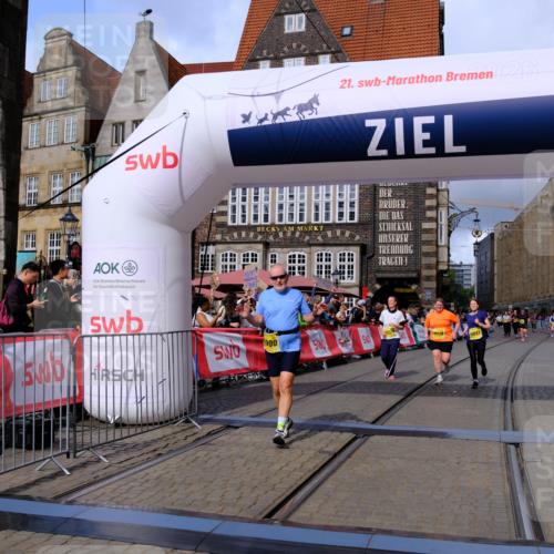 13.09.2026 - 21. swb-Marathon Bremen Tim E. http://msf.ph/oto/10345721 13.09.2026 11:16:03 Ziel 10572, 10900, 11307, 11778, 11897, 11940, 12137 meine-sportfotos.de