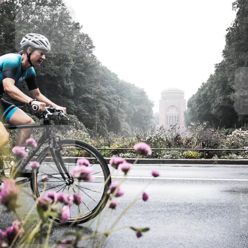 13.09.2026 - Stadtparktriathlon H.Heesch http://msf.ph/oto/10345763 13.09.2026 09:29:19 Radfahren 123, 163, 177, 186, 192 meine-sportfotos.de