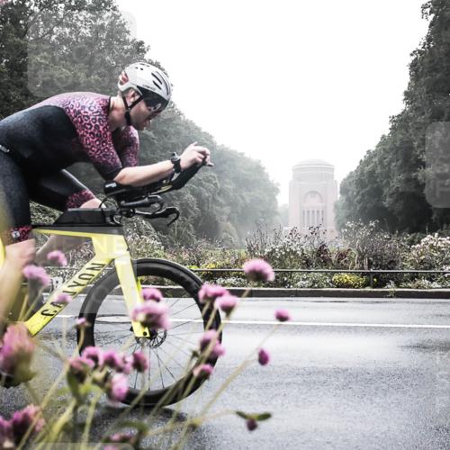 13.09.2026 - Stadtparktriathlon H.Heesch http://msf.ph/oto/10345780 13.09.2026 09:29:29 Radfahren 125, 150 meine-sportfotos.de