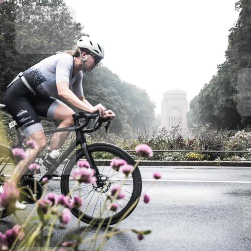 13.09.2026 - Stadtparktriathlon H.Heesch http://msf.ph/oto/10345785 13.09.2026 09:29:42 Radfahren 161, 189 meine-sportfotos.de