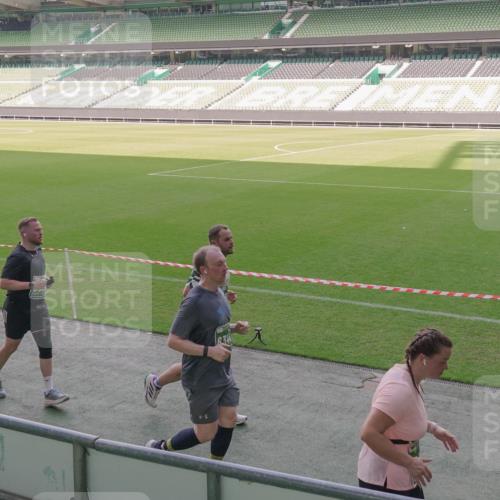 13.09.2026 - 21. swb-Marathon Bremen Michael Burmester http://msf.ph/oto/10345786 13.09.2026 13:33:10 Laufen im Stadion 155, 344, 350, 386, 428, 490, 594, 617, 690, 765, 786, 787, 1001, 1048, 1051, 1098, 1133, 1292, 1326, 1377, 1427, 1557, 1591, 1592, 1661, 1760, 1801, 1869, 1897, 1923, 1996, 2077, 2132, 2226, 2230, 2231, 2253, 2270, 2274, 2320, 2344, 2374, 2399, 2400, 2456, 2479, 2514, 2515, 2523, 2539, 2543, 2556, 2616, 2630, 2641, 2649, 2718, 2757, 2769, 2787, 2848, 2945, 2982, 3014, 3350, 3379, 3443, 3503, 3572, 3577, 3601, 3614, 3644, 3746, 3797, 3875, 3901, 3911, 3952, 4001 meine-sportfotos.de