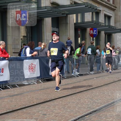 13.09.2026 - 21. swb-Marathon Bremen Strokosch-Dieckow http://msf.ph/oto/10345846 13.09.2026 11:09:53 Ziel 10299, 10361, 10362, 10706, 10751, 10963, 11080, 11119, 11382, 11725, 11732, 11933, 12117, 12207, 12293, 10234, 10386, 10417, 10424, 10435, 10645, 10696, 10712, 10737, 10785, 10990, 10991, 11192, 11383, 11437, 11441, 11937, 12409, 12449 meine-sportfotos.de