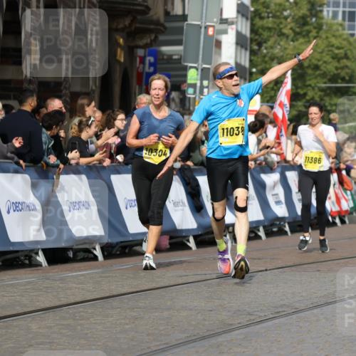 13.09.2026 - 21. swb-Marathon Bremen Strokosch-Dieckow http://msf.ph/oto/10345906 13.09.2026 10:52:59 Ziel 10193, 10339, 10652, 10734, 10812, 10827, 10906, 10958, 11002, 11109, 11144, 11350, 11362, 11597, 11604, 11605, 12338, 12361, 12399, 12439, 12533, 10284, 10585, 10714, 11012, 11282, 11575, 12170, 12369, 12398 meine-sportfotos.de