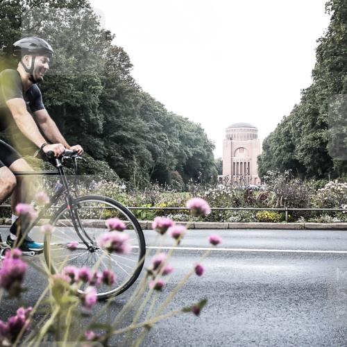 13.09.2026 - Stadtparktriathlon H.Heesch http://msf.ph/oto/10345932 13.09.2026 10:59:36 Radfahren 490, 626, 641 meine-sportfotos.de