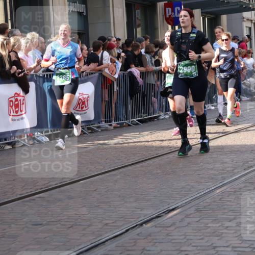 13.09.2026 - 21. swb-Marathon Bremen Strokosch-Dieckow http://msf.ph/oto/10345933 13.09.2026 13:30:02 Ziel 881, 1067, 1909, 1938, 2265, 2364, 2900, 3163, 3164, 3425, 4058, 4415, 4748, 4763, 5506, 5615, 6225, 6942, 6992, 6994, 7184, 7609, 7821, 7932, 7966, 8090, 8105, 8115, 8116, 8117, 8169, 8314, 8441, 8494, 8762, 8878, 8966, 9011, 9015, 9108, 9412, 9529, 109, 124, 454, 716, 1073, 1173, 1205, 1308, 1611, 1653, 1759, 1780, 1848, 1861, 2126, 2289, 3190, 3320, 3618, 3667, 3908, 4115, 4524, 4575, 5039, 5198, 5348, 5631, 6127, 6225, 6720, 6725, 7079, 7093, 8267, 8899, 9049 meine-sportfotos.de