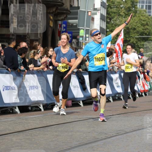 13.09.2026 - 21. swb-Marathon Bremen Strokosch-Dieckow http://msf.ph/oto/10345942 13.09.2026 10:52:59 Ziel 10193, 10339, 10652, 10734, 10812, 10827, 10906, 10958, 11002, 11109, 11144, 11350, 11362, 11597, 11604, 11605, 12338, 12361, 12399, 12439, 12533, 10284, 10585, 10714, 11012, 11282, 11575, 12170, 12369, 12398 meine-sportfotos.de