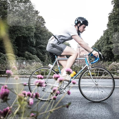 13.09.2026 - Stadtparktriathlon H.Heesch http://msf.ph/oto/10345966 13.09.2026 10:59:44 Radfahren 550, 629, 646, 649 meine-sportfotos.de