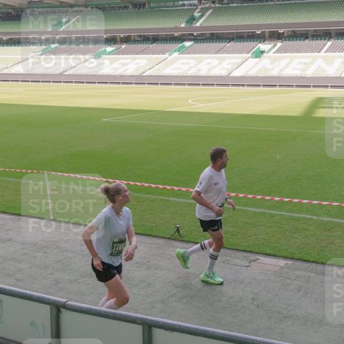 13.09.2026 - 21. swb-Marathon Bremen Michael Burmester http://msf.ph/oto/10345974 13.09.2026 13:33:34 Laufen im Stadion 155, 344, 350, 428, 490, 594, 679, 690, 709, 765, 786, 787, 916, 1001, 1026, 1048, 1051, 1098, 1133, 1292, 1377, 1444, 1557, 1591, 1592, 1661, 1703, 1760, 1827, 1923, 1996, 2077, 2132, 2226, 2230, 2231, 2270, 2274, 2320, 2374, 2399, 2400, 2451, 2456, 2479, 2511, 2514, 2515, 2523, 2539, 2543, 2556, 2616, 2630, 2641, 2649, 2718, 2735, 2757, 2769, 2787, 2848, 2982, 3014, 3345, 3350, 3443, 3503, 3577, 3601, 3614, 3720, 3746, 3797, 3875, 3901, 3911, 3952, 4001 meine-sportfotos.de