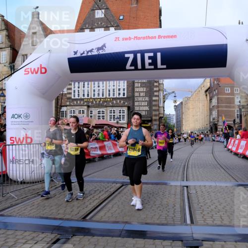 13.09.2026 - 21. swb-Marathon Bremen Tim E. http://msf.ph/oto/10345980 13.09.2026 11:16:15 Ziel 10474, 10665, 11217, 11307, 11549, 11613, 11778, 11897, 11940, 12046, 12306 meine-sportfotos.de