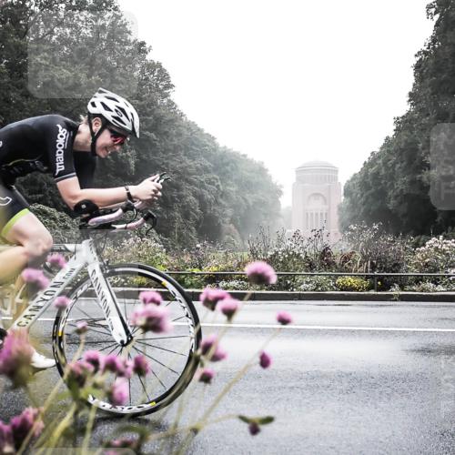 13.09.2026 - Stadtparktriathlon H.Heesch http://msf.ph/oto/10345987 13.09.2026 09:33:49 Radfahren 199 meine-sportfotos.de