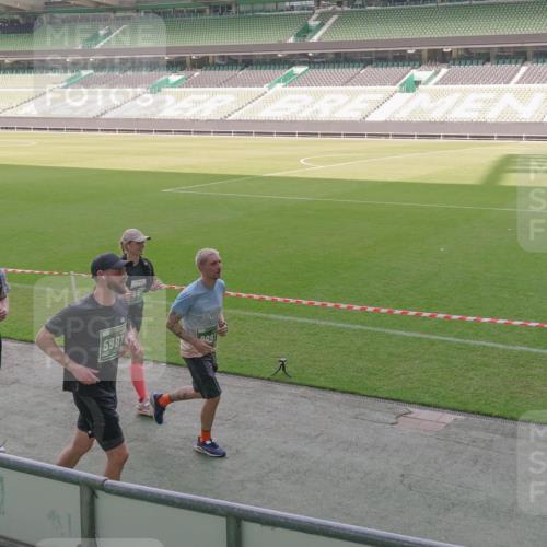 13.09.2026 - 21. swb-Marathon Bremen Michael Burmester http://msf.ph/oto/10346002 13.09.2026 13:33:42 Laufen im Stadion 155, 350, 428, 490, 594, 679, 690, 709, 765, 786, 787, 916, 1001, 1026, 1048, 1051, 1098, 1292, 1377, 1444, 1557, 1591, 1592, 1607, 1661, 1703, 1760, 1772, 1827, 1923, 1996, 2077, 2132, 2226, 2230, 2231, 2274, 2320, 2374, 2399, 2400, 2451, 2456, 2479, 2511, 2514, 2515, 2523, 2539, 2543, 2556, 2616, 2630, 2641, 2649, 2718, 2735, 2757, 2769, 2787, 2848, 2982, 3014, 3345, 3350, 3443, 3503, 3547, 3577, 3601, 3614, 3660, 3708, 3709, 3720, 3797, 3875, 3901, 3911, 3952, 4001, 4014 meine-sportfotos.de